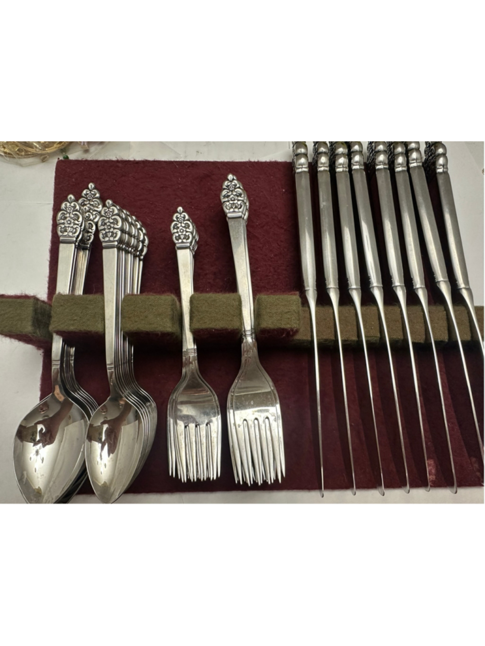 Unisex Oneidacraft Deluxe Stainless Flatware Set One Size Silver - Picture 1 of 2